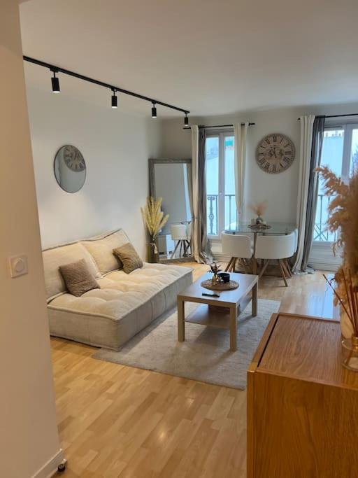 Appartement Paris Vue Tour Eiffel Trocadero Extérieur photo