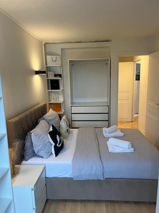 Appartement Paris Vue Tour Eiffel Trocadero Extérieur photo