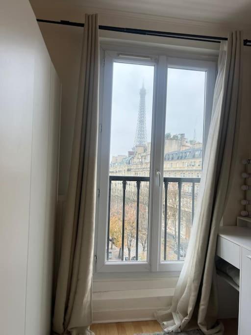 Appartement Paris Vue Tour Eiffel Trocadero Extérieur photo