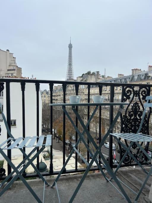 Appartement Paris Vue Tour Eiffel Trocadero Extérieur photo