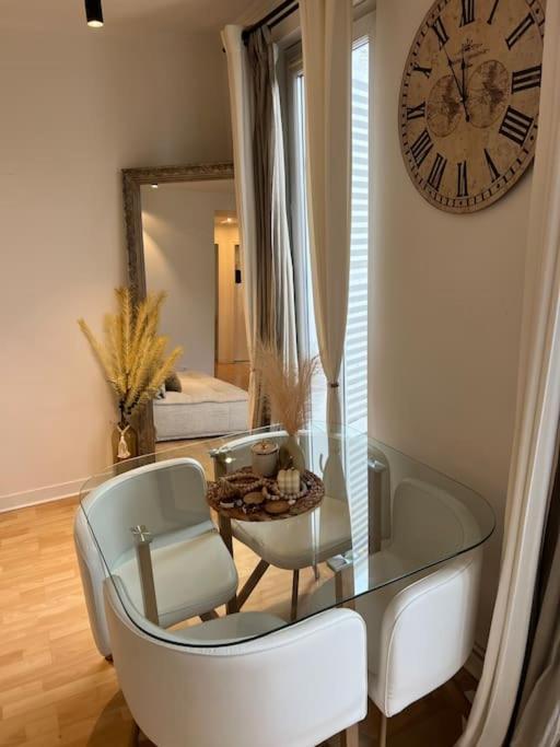 Appartement Paris Vue Tour Eiffel Trocadero Extérieur photo