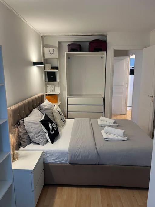 Appartement Paris Vue Tour Eiffel Trocadero Extérieur photo